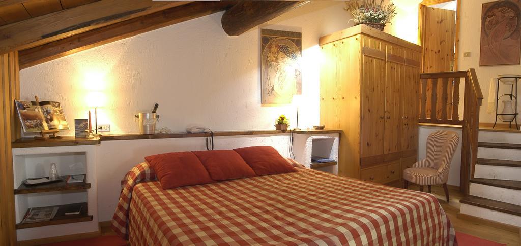Hotel La Grange - Animal Chic Hotel Κουρμαγιέρ Δωμάτιο φωτογραφία