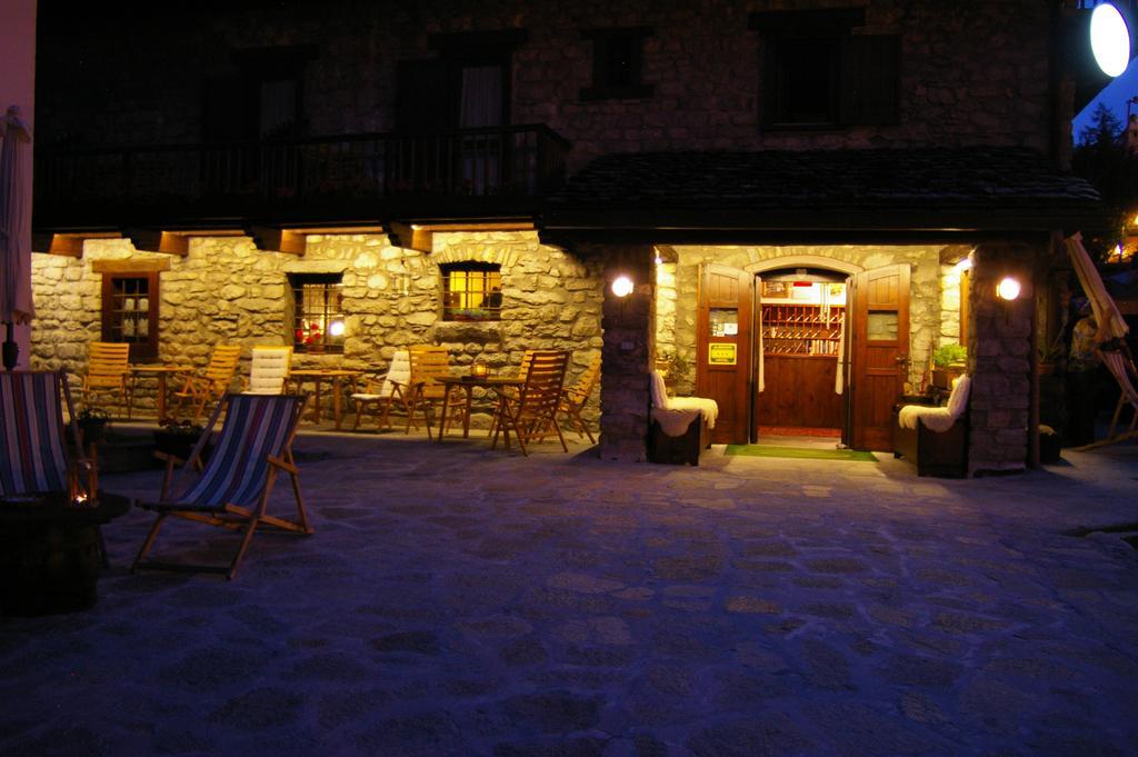Hotel La Grange - Animal Chic Hotel Κουρμαγιέρ Εξωτερικό φωτογραφία