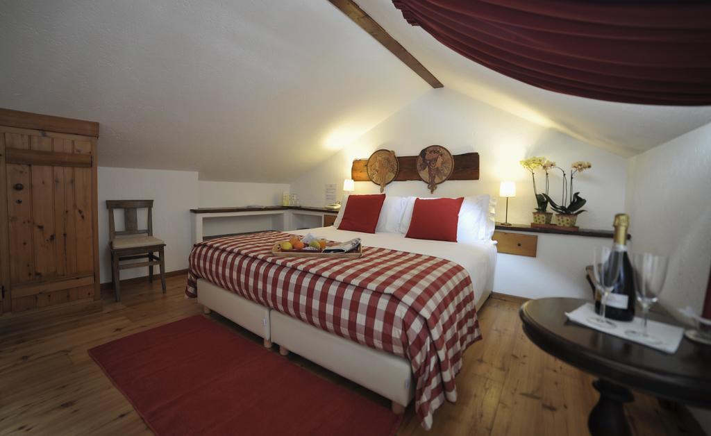 Hotel La Grange - Animal Chic Hotel Κουρμαγιέρ Εξωτερικό φωτογραφία