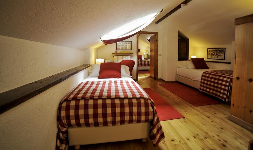 Hotel La Grange - Animal Chic Hotel Κουρμαγιέρ Εξωτερικό φωτογραφία
